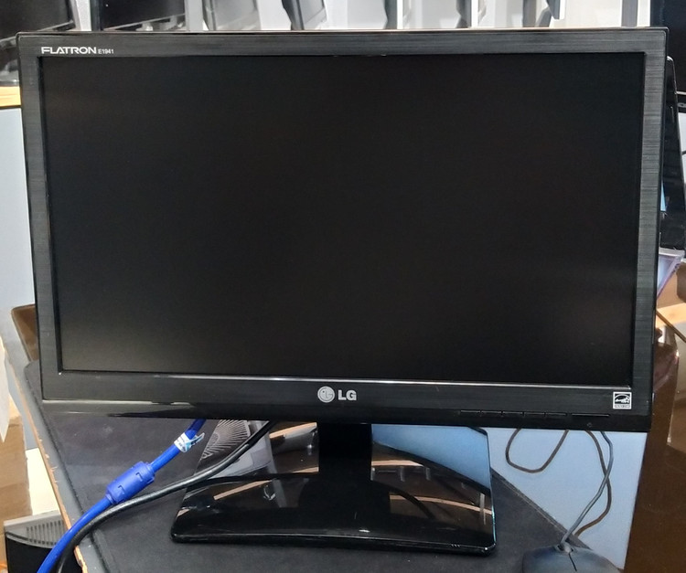 مانیتور 19 اینچ LED ال جی LG E1941 استوک گرید A